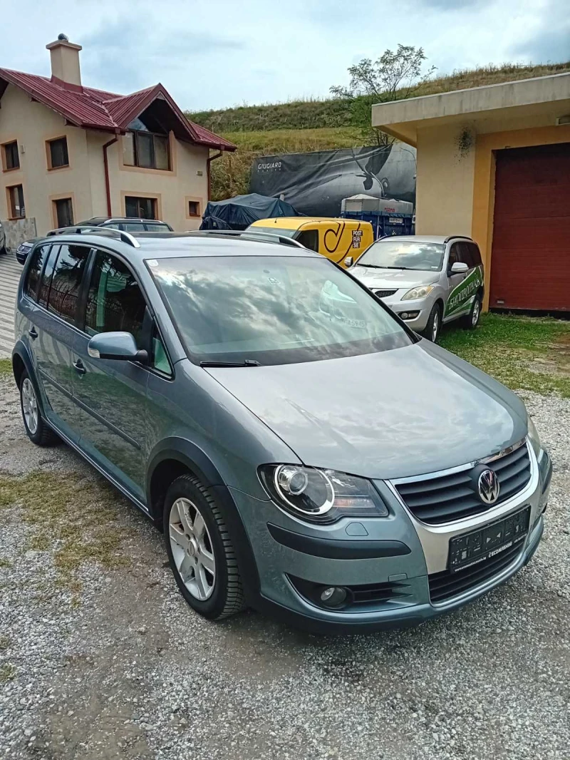 VW Touran CROSS-1.9TDI-105 коня, 6-скорости, Внос, , - 8800 лв. - 88454193 1