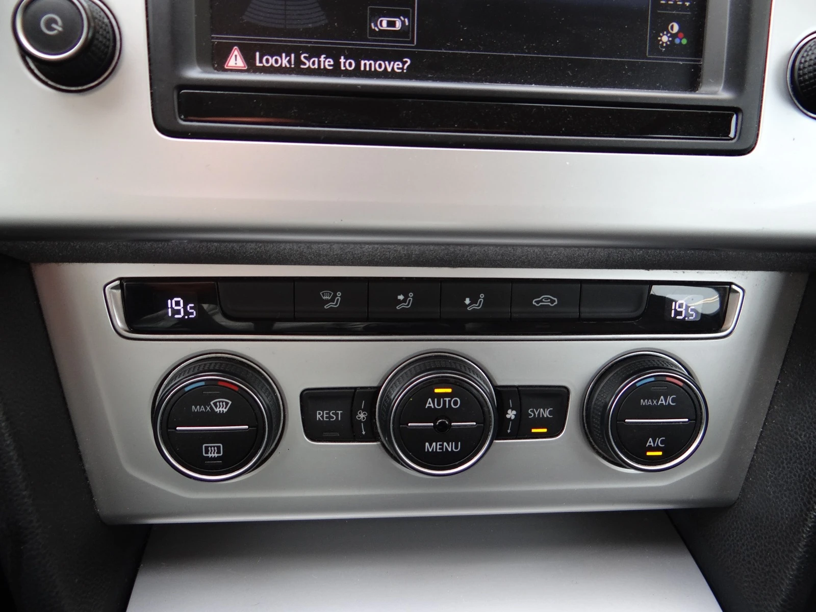 VW Passat VW Passat 2.0TDI Comfortline Blue Motion | Mobile.bg   12