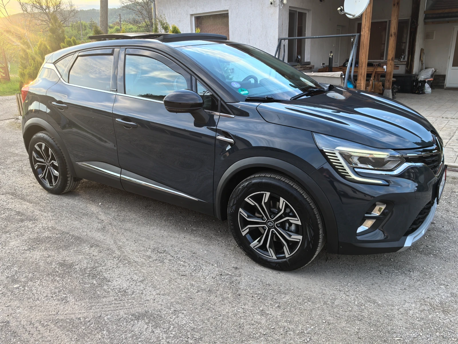 Renault Captur 31000КМ.РЕАЛНИ 100% - изображение 4