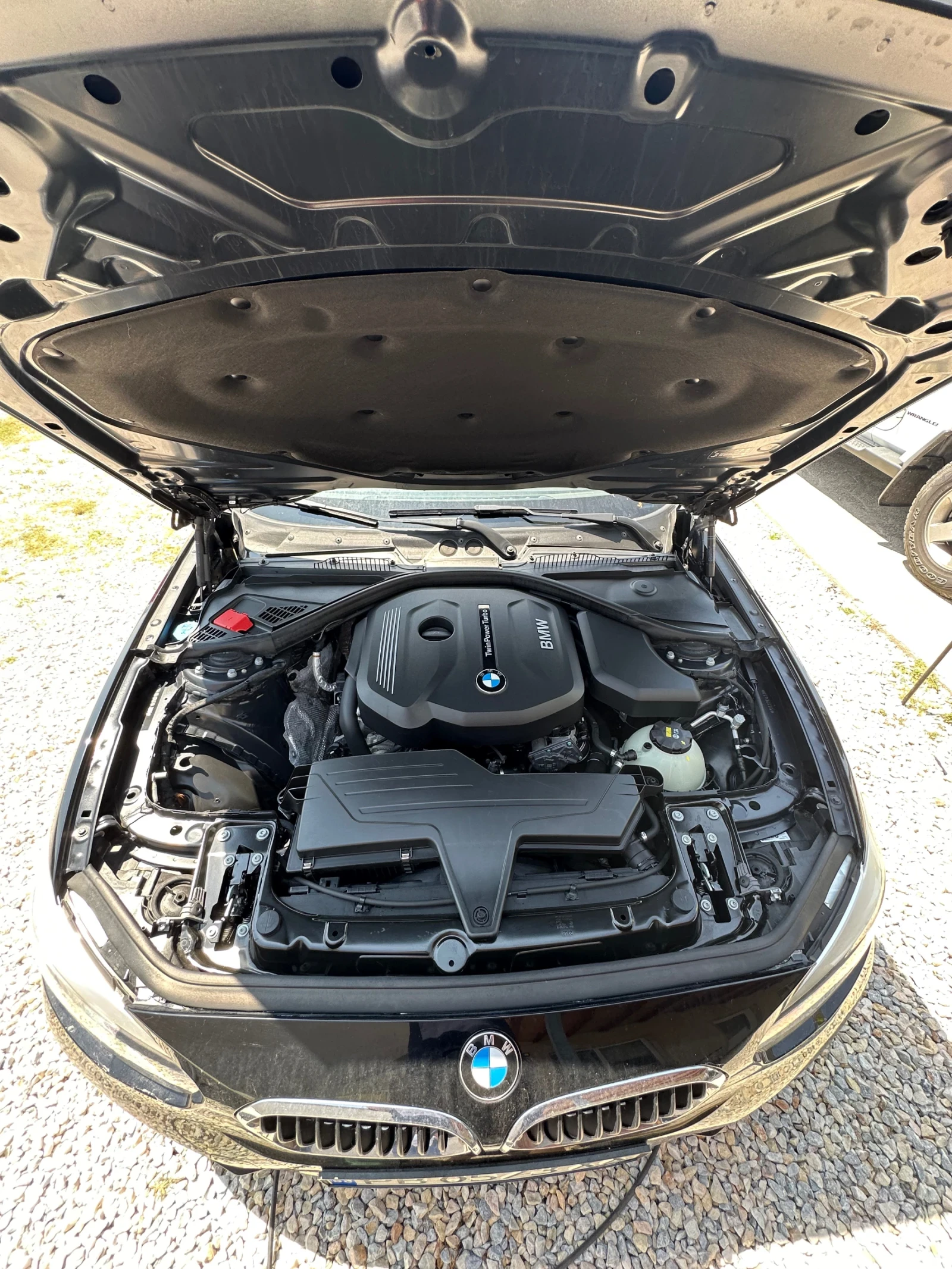 BMW 318  - изображение 7
