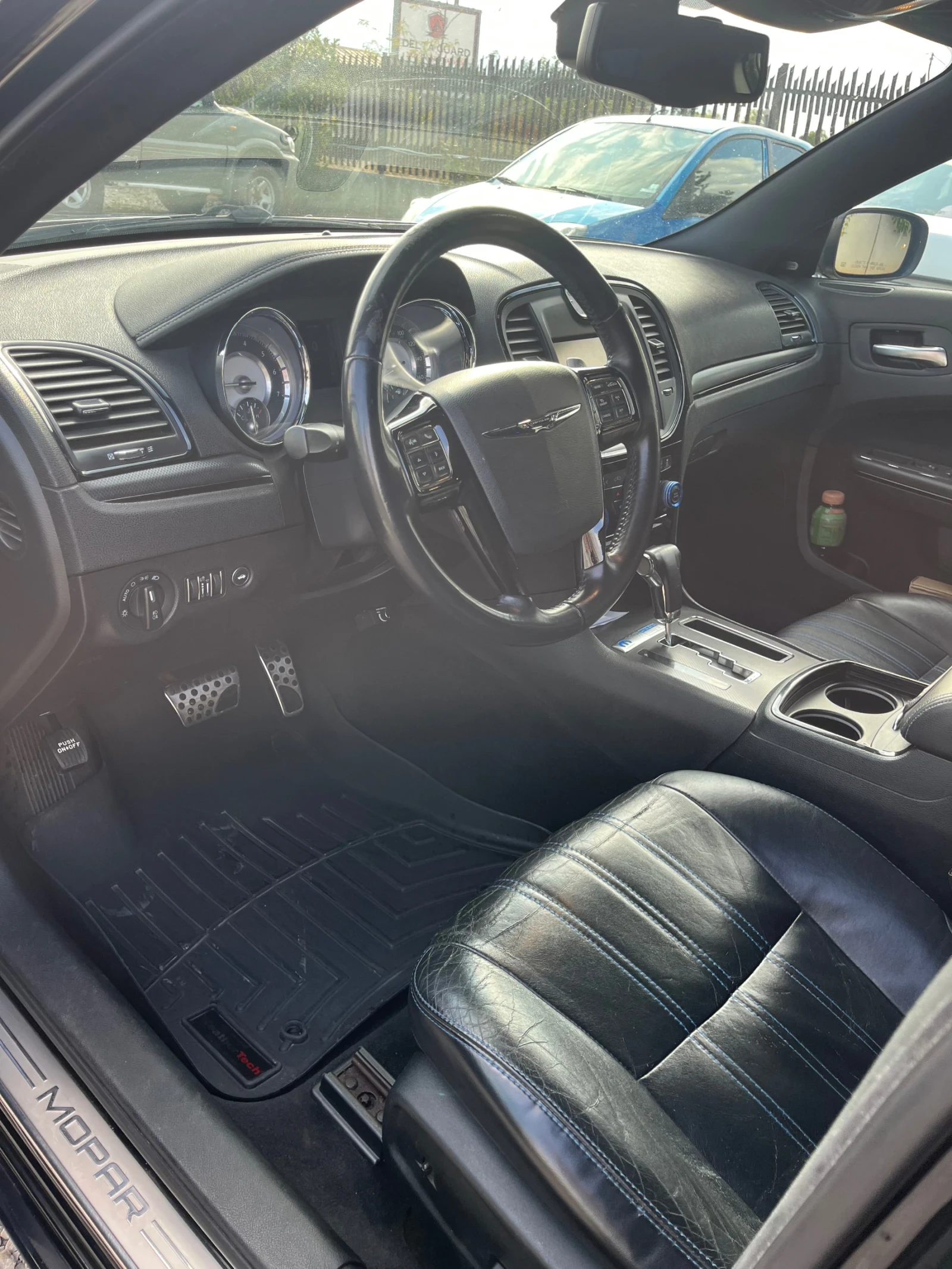 Chrysler 300c | Mobile.bg — изображение 13
