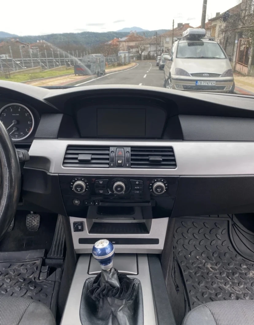 BMW 525, снимка 11 - Автомобили и джипове - 53784201