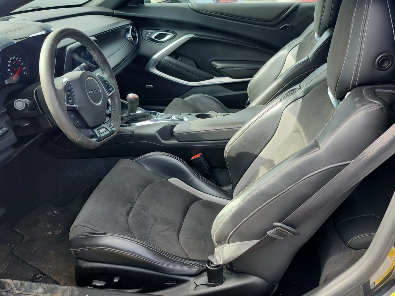 Chevrolet Camaro 2SS С РЕГИСТРАЦИЯ & АВТО КРЕДИТ, снимка 8 - Автомобили и джипове - 53815931