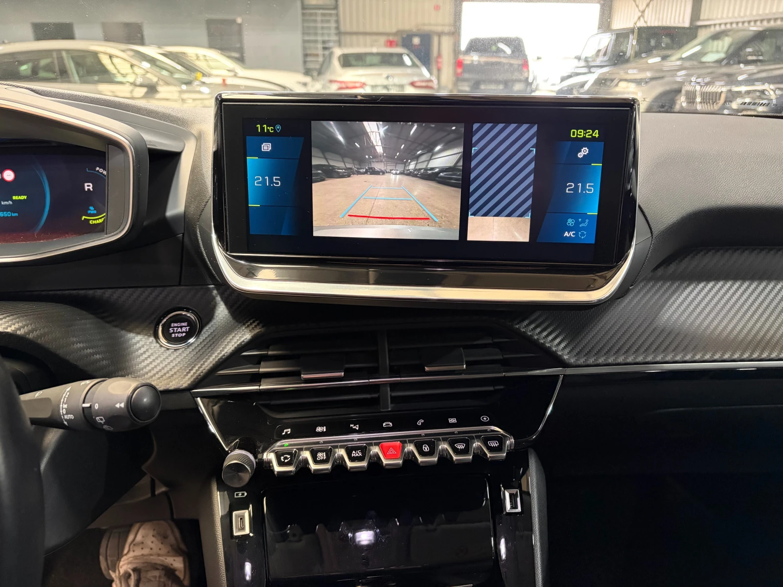 Peugeot 2008 50 kWh Allure, снимка 7 - Автомобили и джипове - 53894189