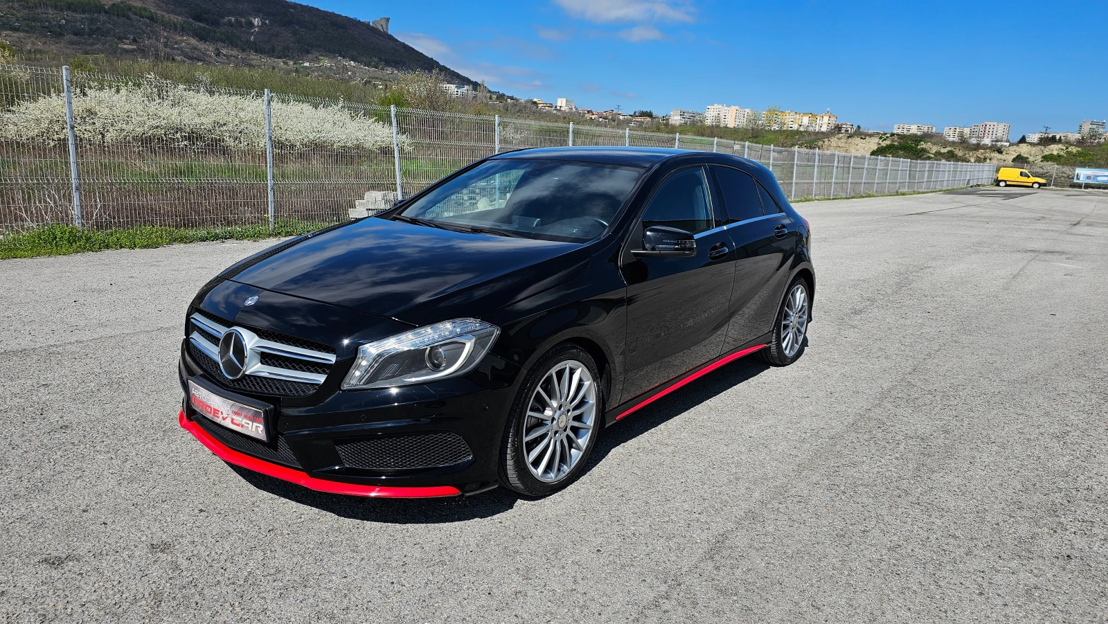 Mercedes-Benz A 200 AMG -LINE Panorama/Premium/NAVI/Distronik