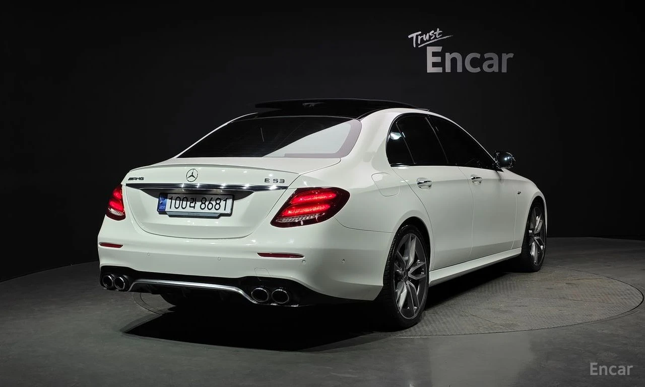 Mercedes-Benz E 53 AMG 4MATIC* + * 3D* BURMESTER* ОБДУХВАНЕ* ХЕДЪП* ДИСТР, снимка 2 - Автомобили и джипове - 54417598