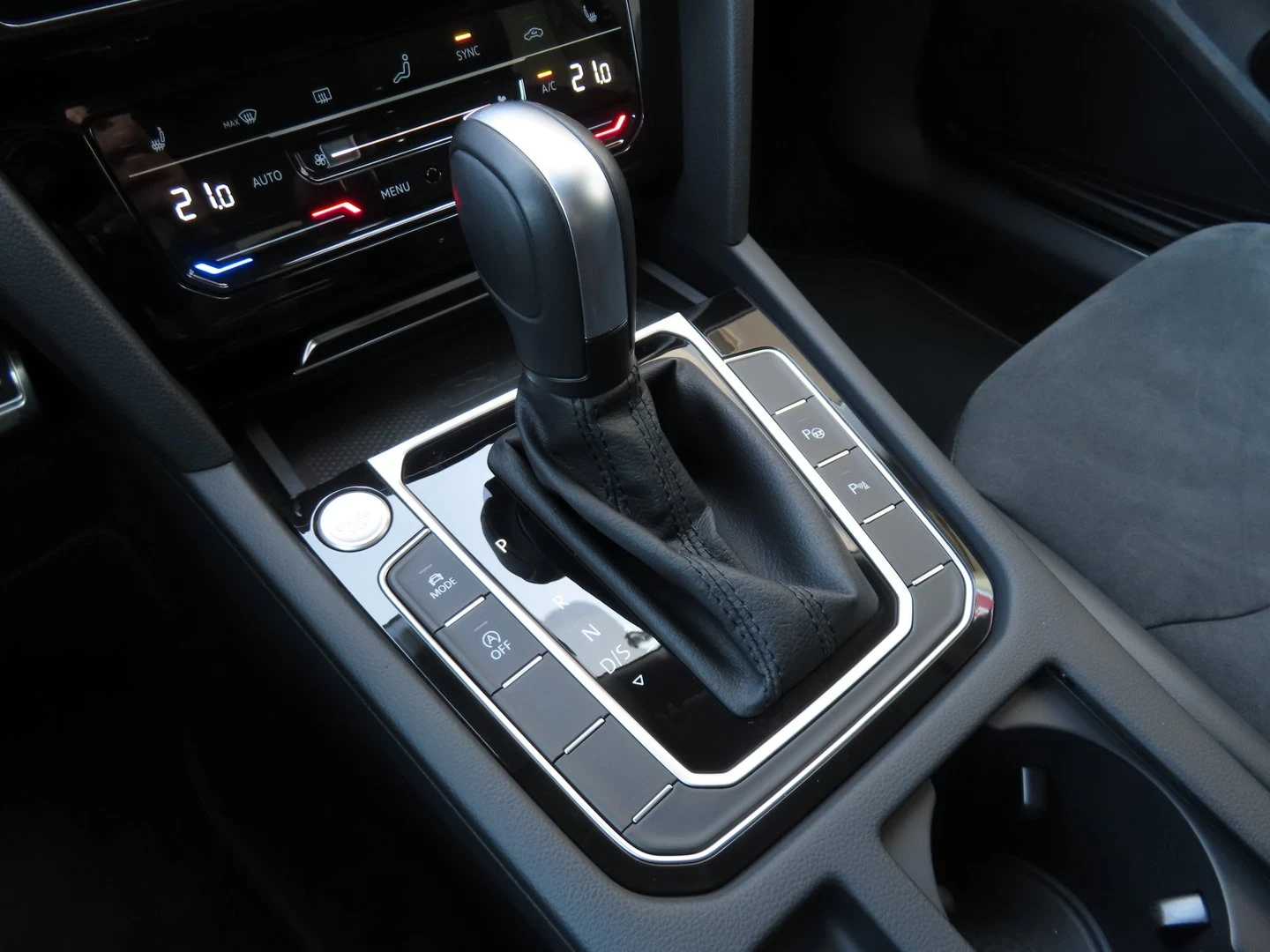 VW Arteon | Mobile.bg � ����������� 14