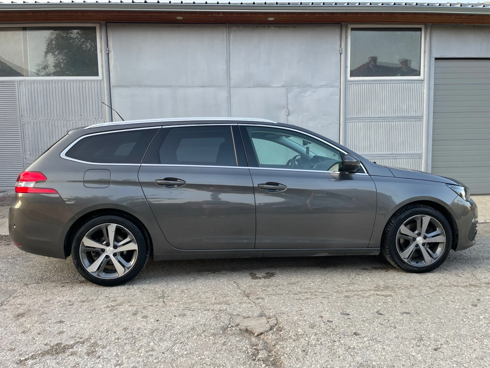 Peugeot 308 2.0 HDi 150 HP FACE, снимка 5 - Автомобили и джипове - 55354194