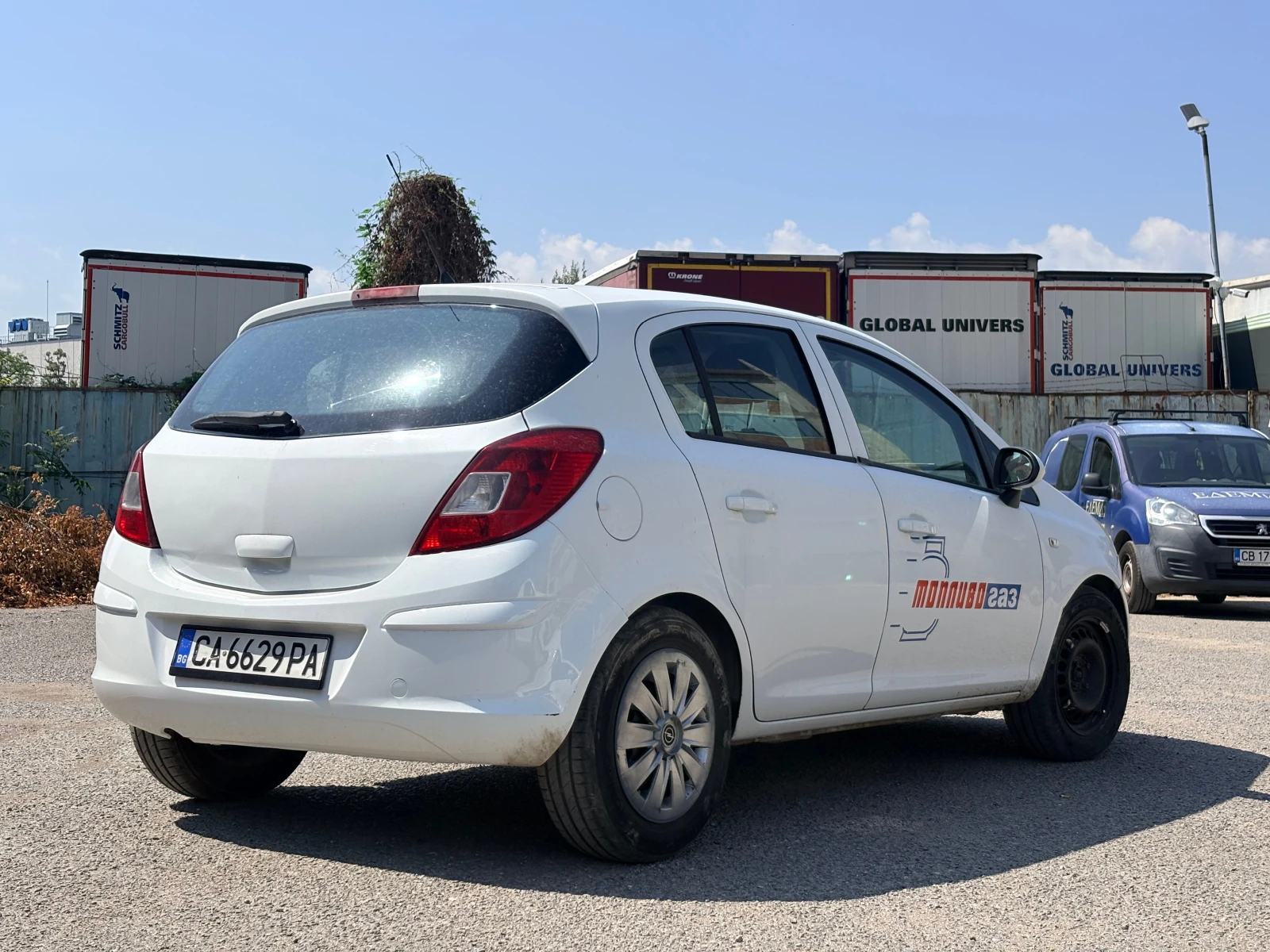 Opel Corsa 1.4, снимка 4 - Автомобили и джипове - 55378328