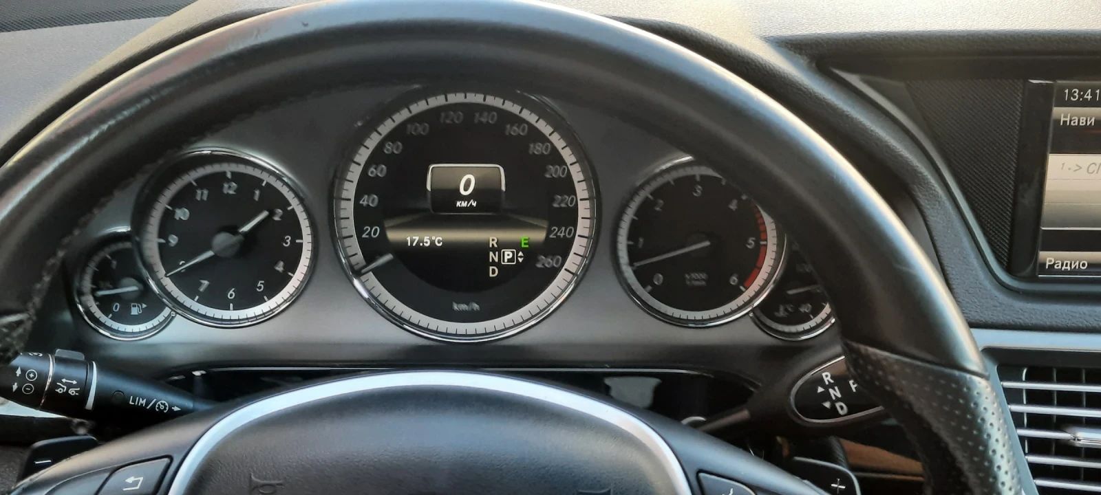 Mercedes-Benz E 300, снимка 17 - Автомобили и джипове - 55446412