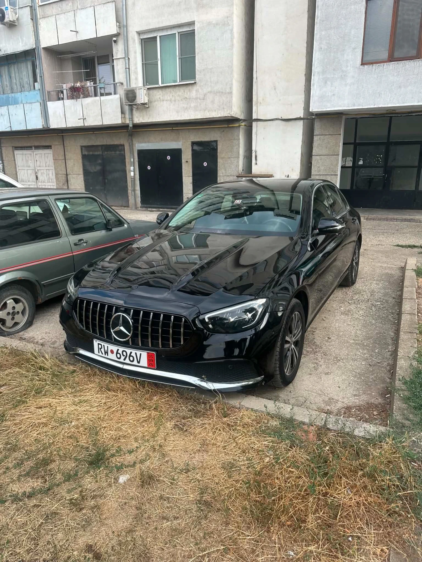 Mercedes-Benz E 220