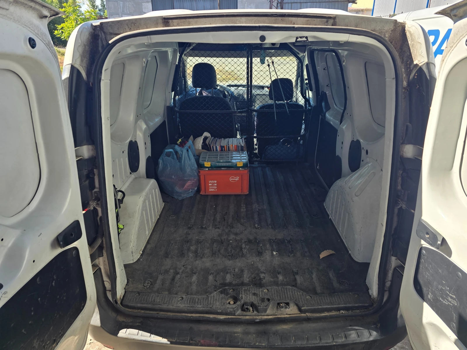 Dacia Dokker 1.5 Dci, снимка 5 - Автомобили и джипове - 56323608