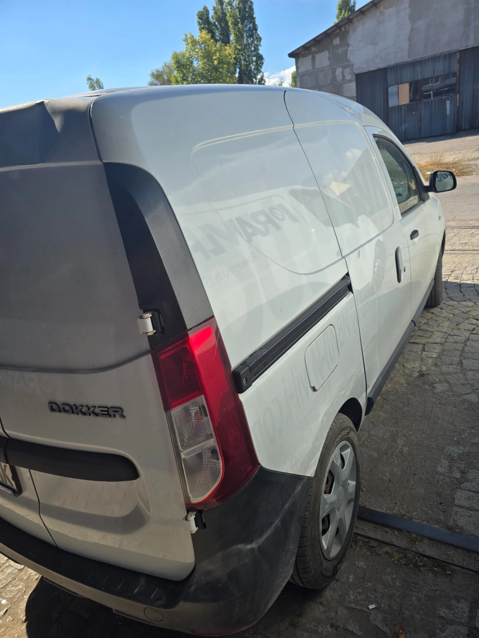 Dacia Dokker 1.5 Dci, снимка 3 - Автомобили и джипове - 56323608