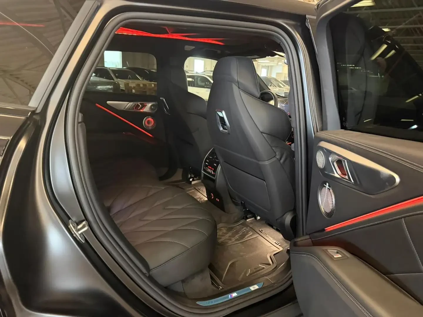 BMW XM M-PERFORMANCE * КРАЙНА ЦЕНА* FULL MAX, снимка 16 - Автомобили и джипове - 56415012