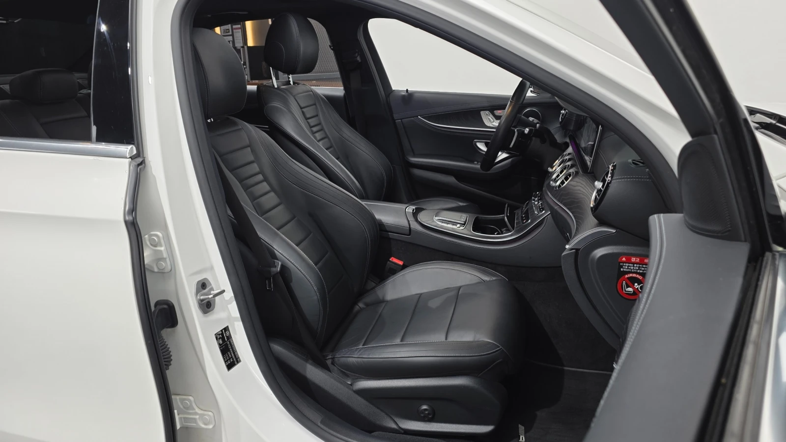 Mercedes-Benz E 220 4MATIC AMG LINE FULL MAX | Mobile.bg � ����������� 9