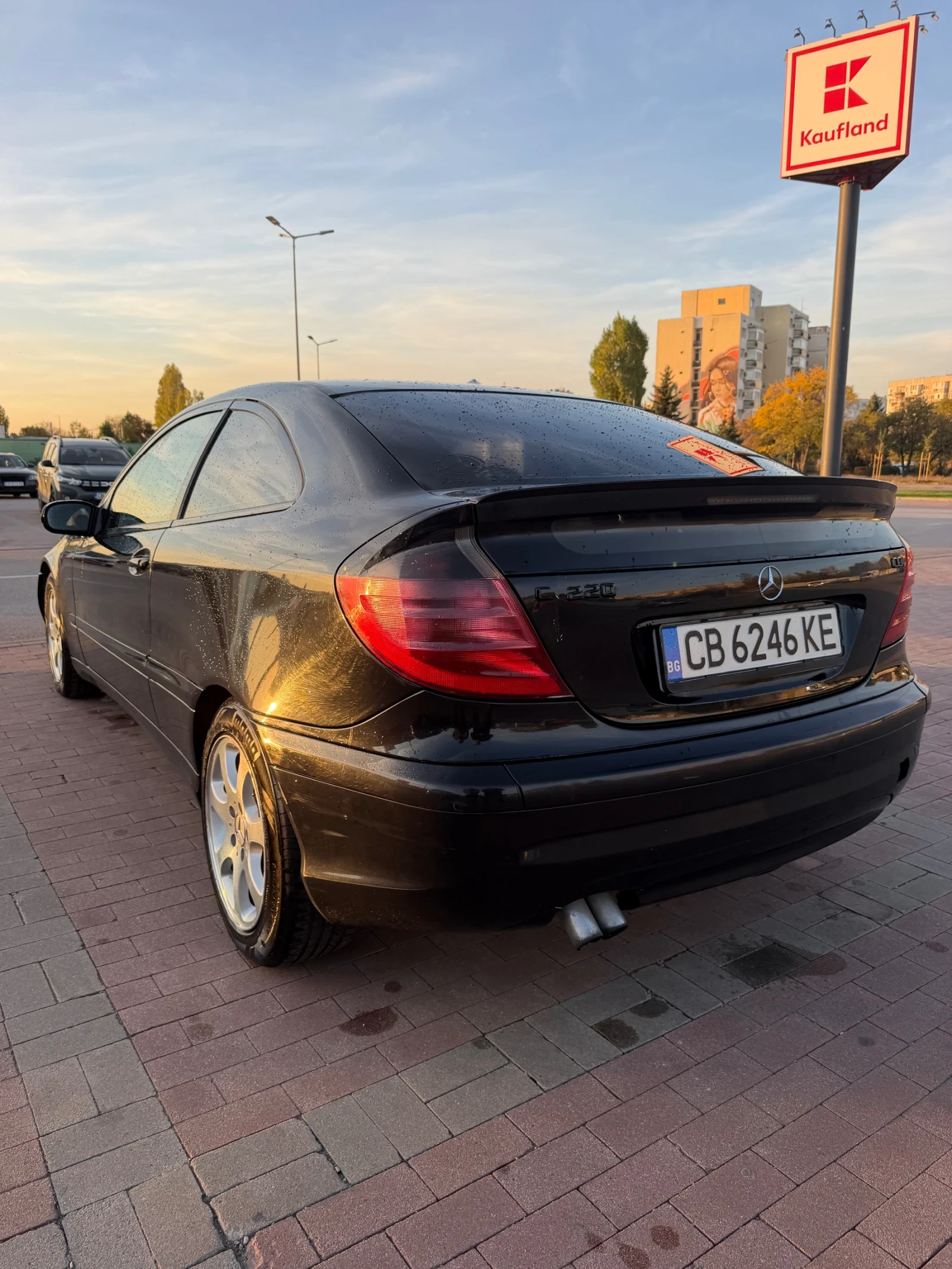 Mercedes-Benz C 220 AMG Pack, снимка 6 - Автомобили и джипове - 56584030