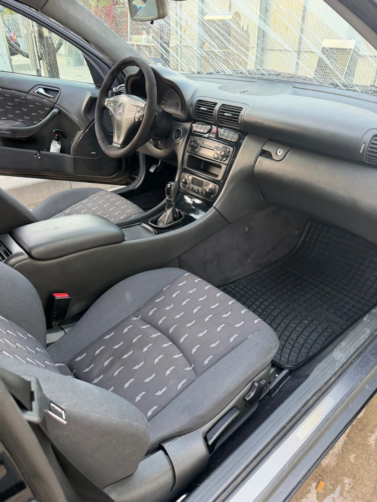 Mercedes-Benz C 220 AMG Pack, снимка 9 - Автомобили и джипове - 56584030