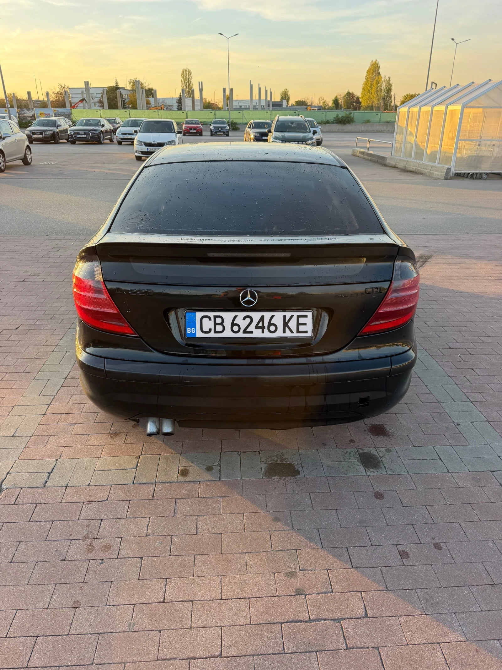 Mercedes-Benz C 220 AMG Pack, снимка 7 - Автомобили и джипове - 56584030