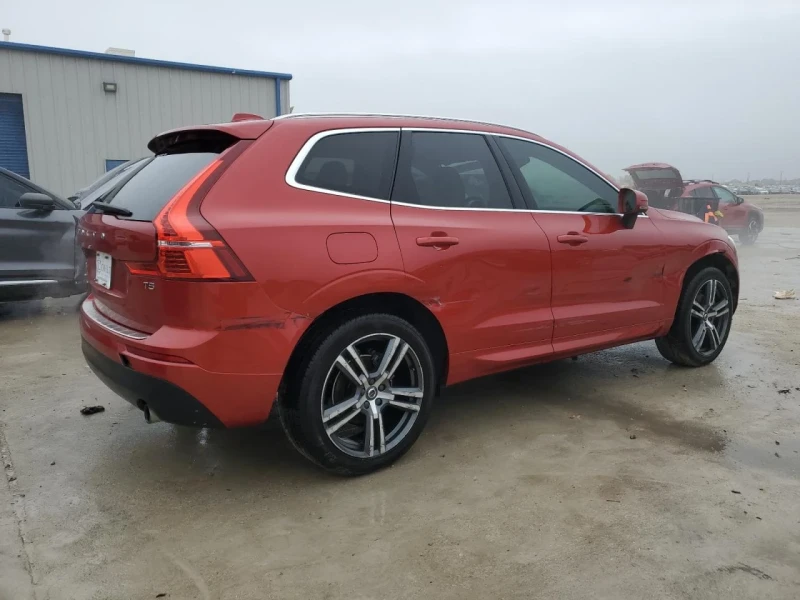 Volvo XC60 T5 MOMENTUM, снимка 3 - Автомобили и джипове - 49343436