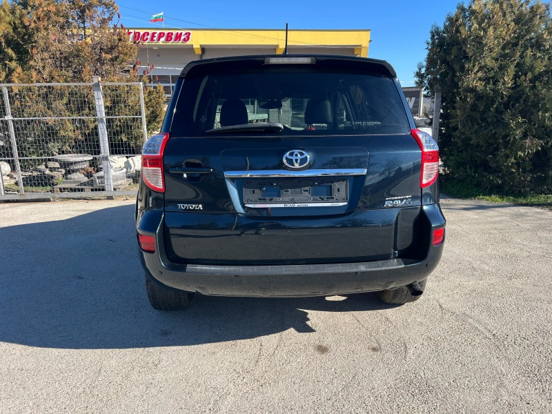 Toyota Rav4 2.2D4D, снимка 7 - Автомобили и джипове - 49471029