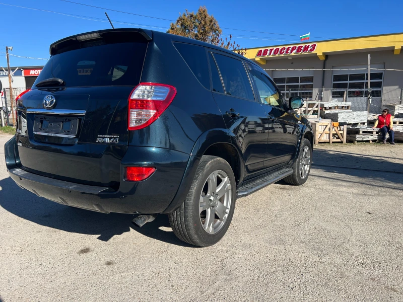 Toyota Rav4 2.2D4D, снимка 8 - Автомобили и джипове - 49471029