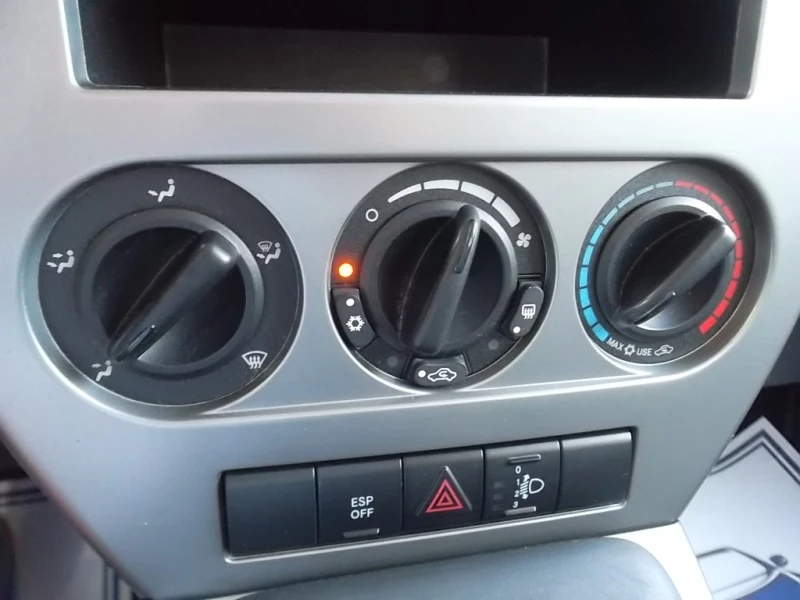 Jeep Patriot 2.0 CRD 4X4, снимка 15 - Автомобили и джипове - 51113808