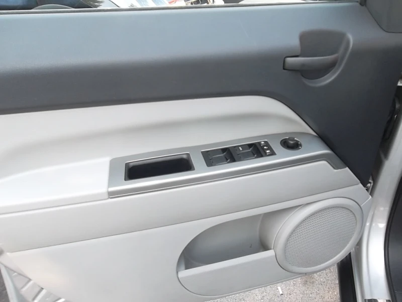 Jeep Patriot 2.0 CRD 4X4, снимка 7 - Автомобили и джипове - 51113808