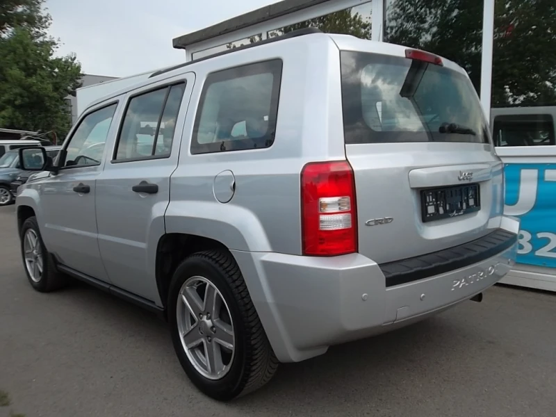 Jeep Patriot 2.0 CRD 4X4, снимка 2 - Автомобили и джипове - 51113808
