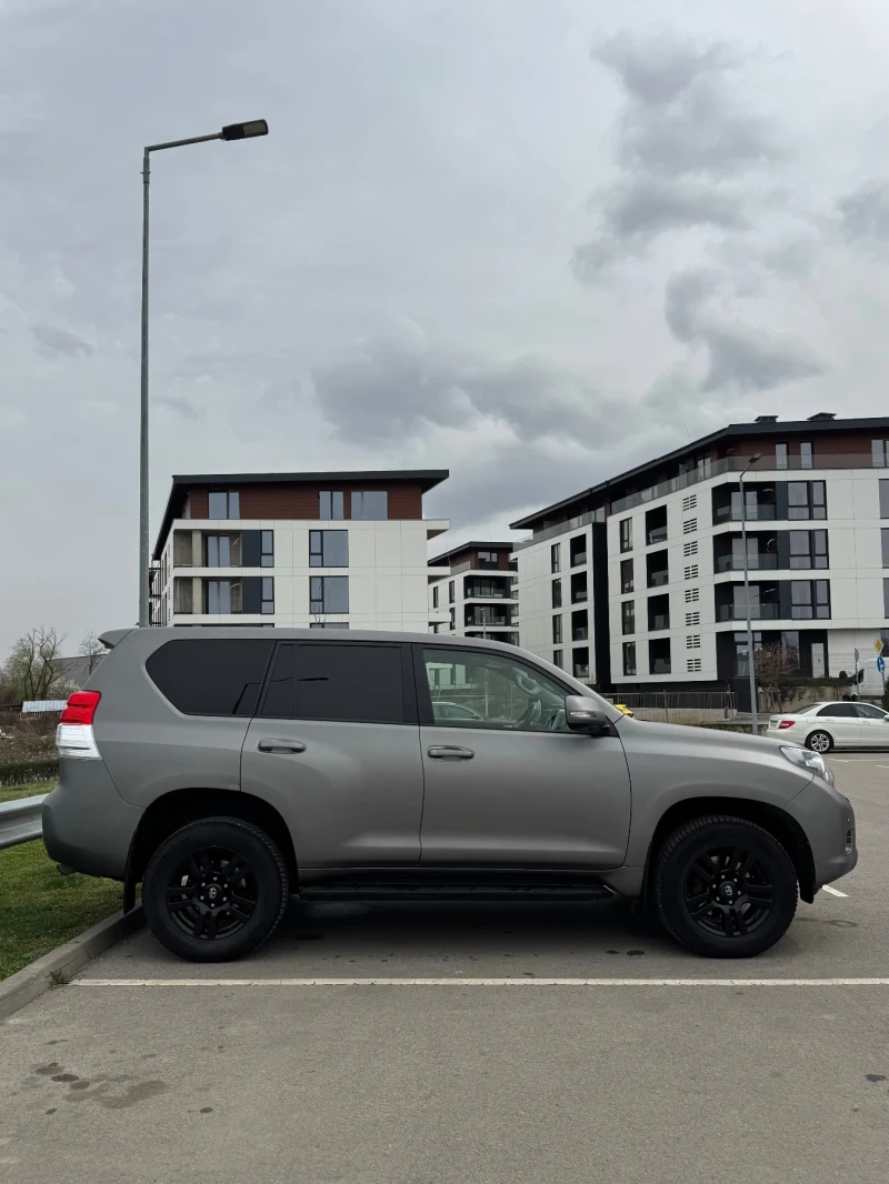 Toyota Land cruiser, снимка 4 - Автомобили и джипове - 52448836