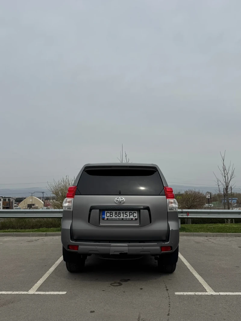Toyota Land cruiser, снимка 6 - Автомобили и джипове - 52448836