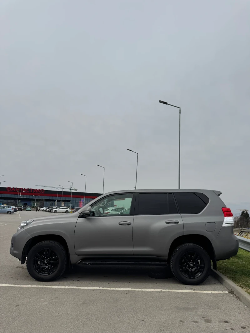 Toyota Land cruiser, снимка 8 - Автомобили и джипове - 52448836