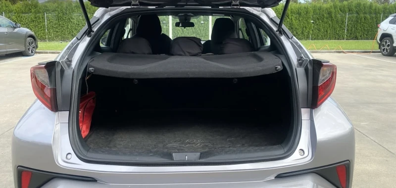 Toyota C-HR, снимка 5 - Автомобили и джипове - 52425291