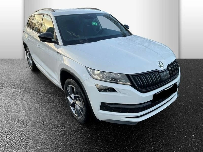 Skoda Kodiaq 2.0 TDI 4x4 *Sportline*DSG*LED*Navi*ГАРАНЦИЯ, снимка 3 - Автомобили и джипове - 47451438