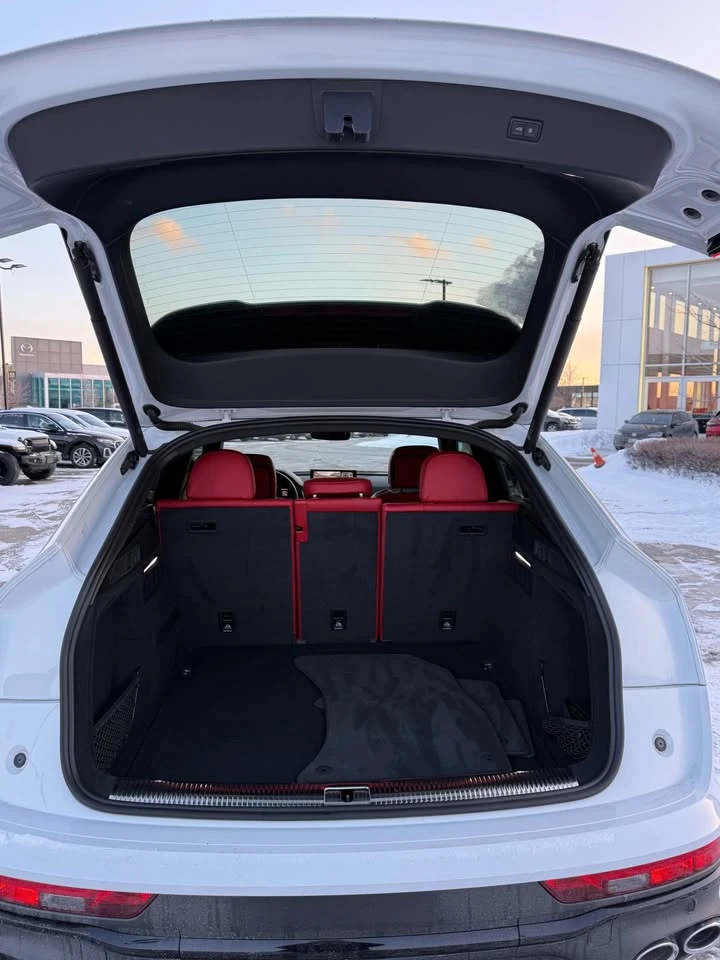 Audi SQ5 TECHNIK * RED INT * PANO * CARFAX * АВТОКРЕДИТ *  - изображение 7