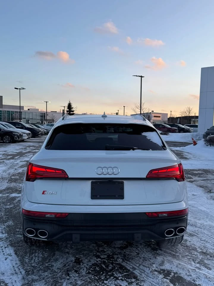 Audi SQ5 TECHNIK * RED INT * PANO * CARFAX * АВТОКРЕДИТ *  - изображение 6