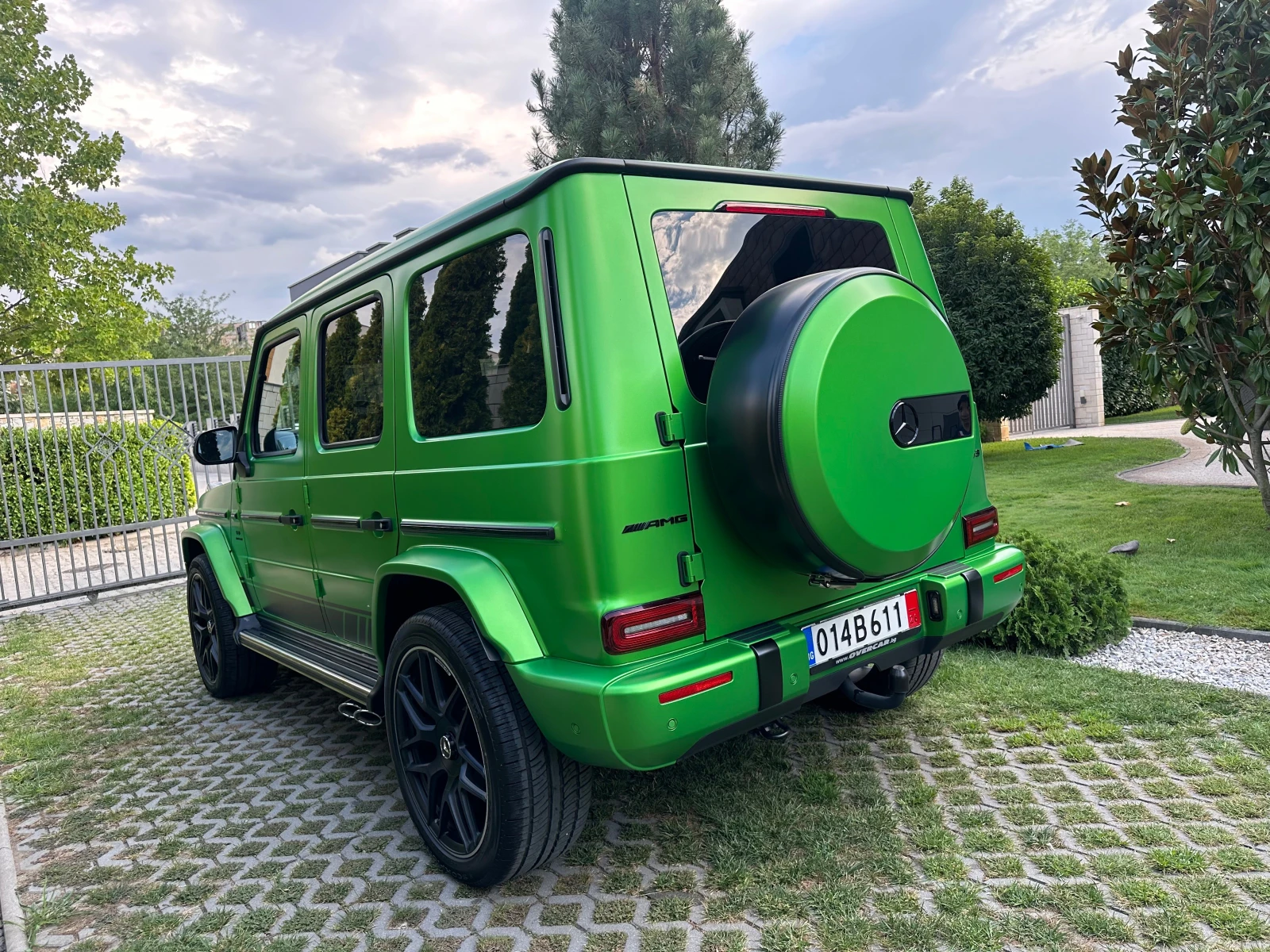 Mercedes-Benz G 63 AMG 8000км* ГАРАНЦИЯ* Монитори - изображение 4