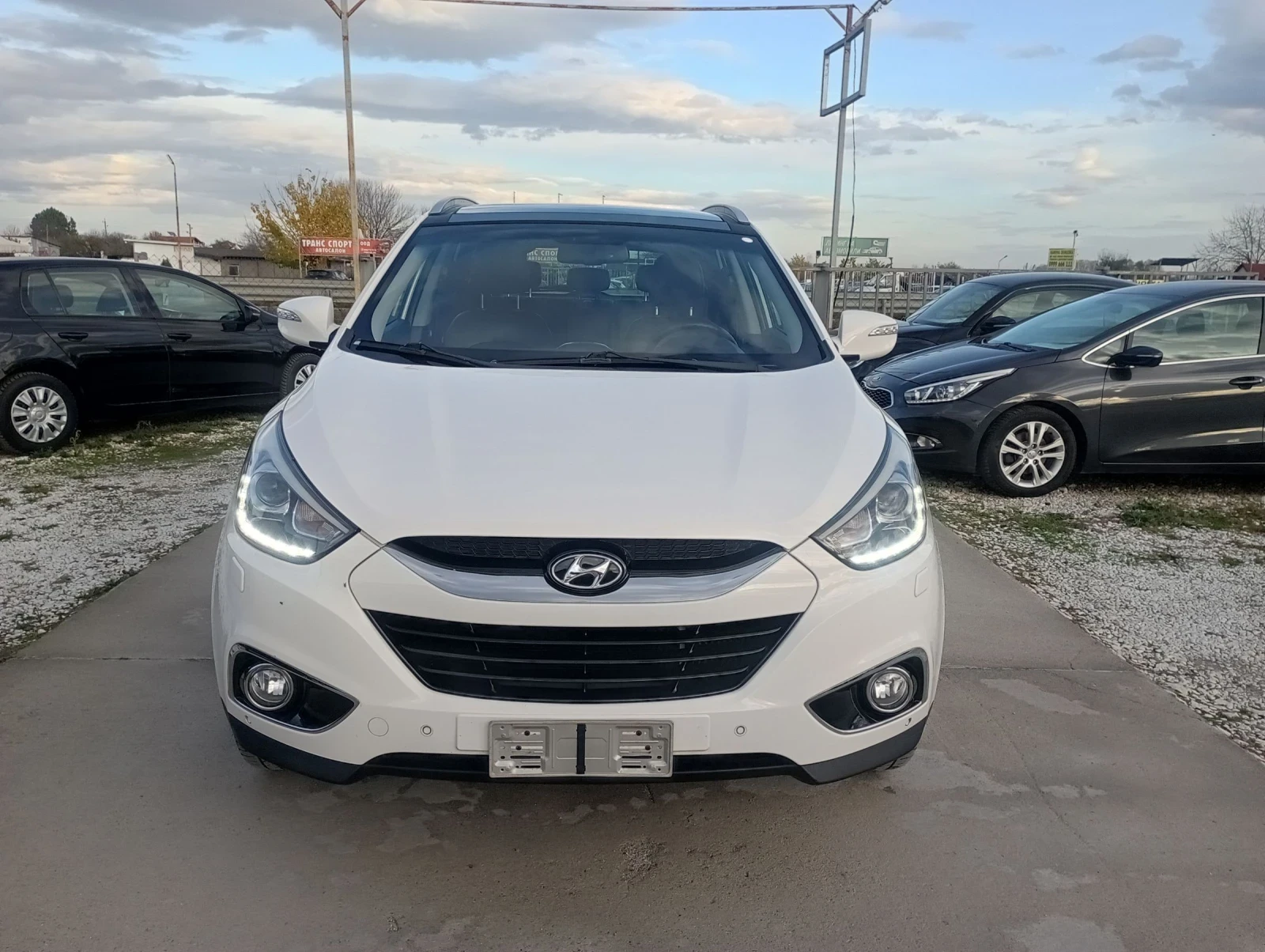 Hyundai IX35 2.0, 4х4, Кожа, Панорама  - изображение 2
