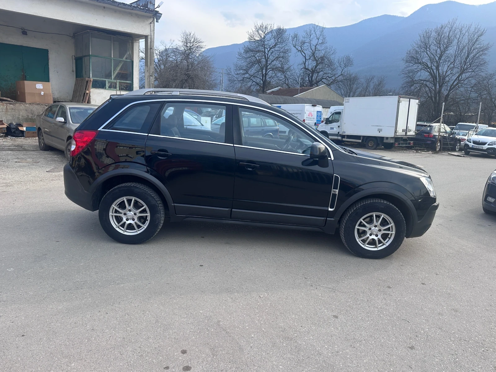 Opel Antara 2.0CDTI - РЕАЛНИ КИЛОМЕТРИ , снимка 4 - Автомобили и джипове - 53709383