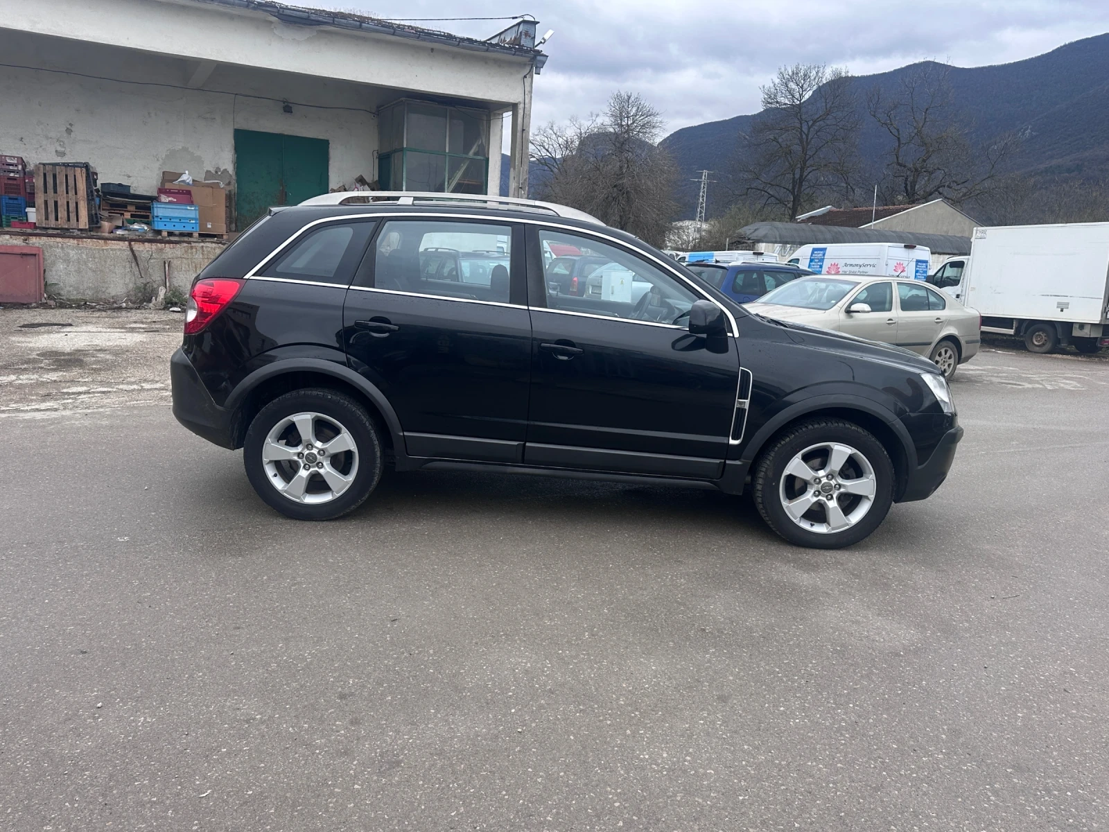 Opel Antara 2.0CDTI - РЕАЛНИ КИЛОМЕТРИ , снимка 4 - Автомобили и джипове - 53709383