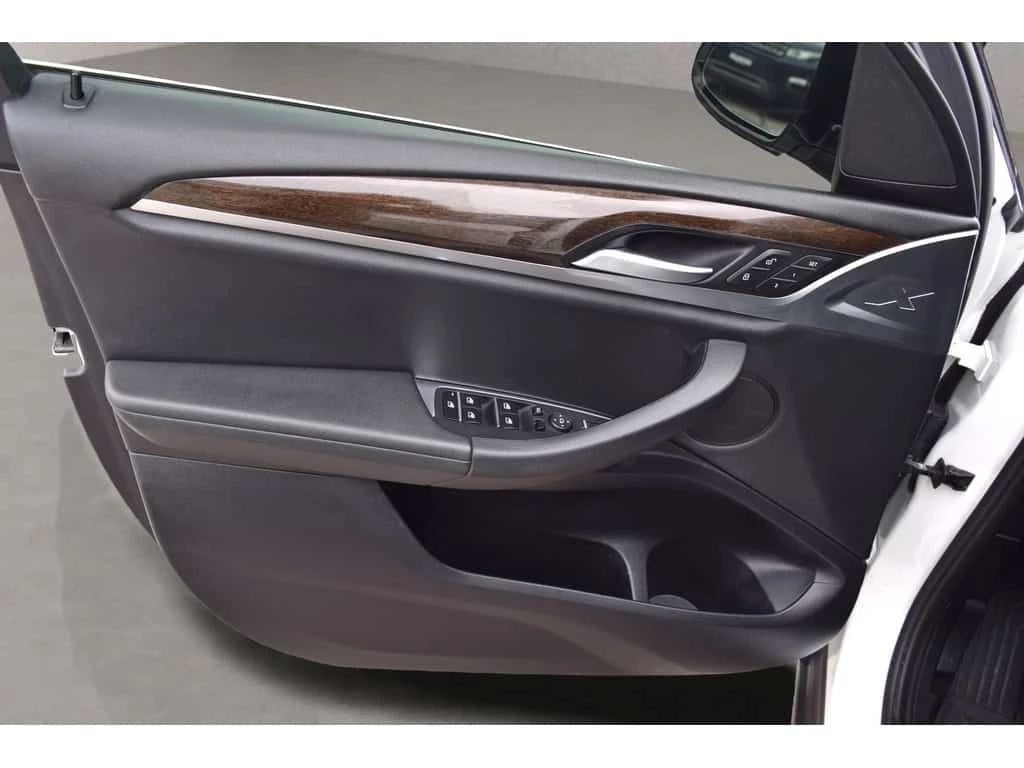 BMW X3 * xDrive30i Back Up Camera * CARFAX * ЦЕНА ДО БГ, снимка 9 - Автомобили и джипове - 53760247