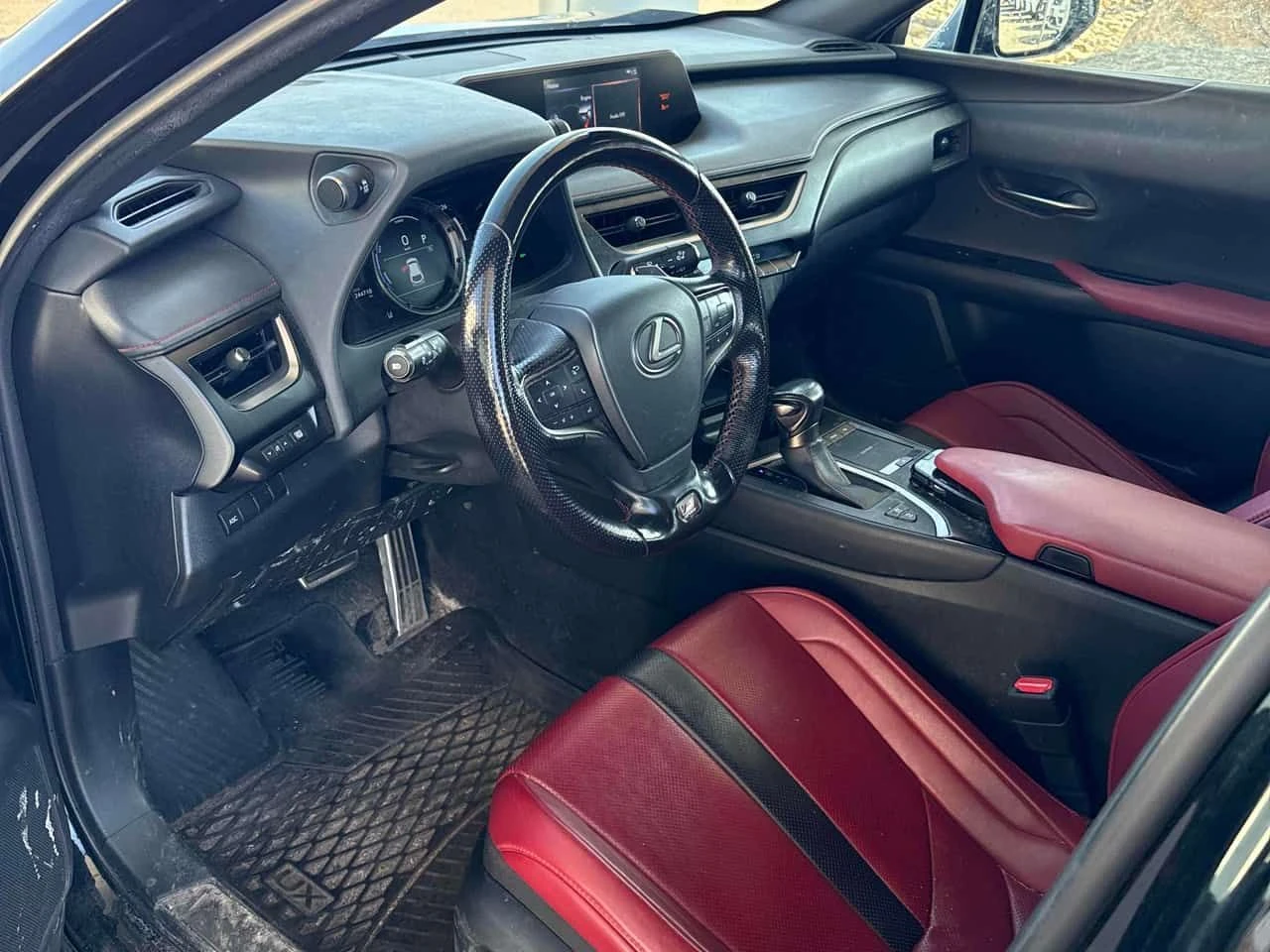 Lexus UX * 250h * АВТОКРЕДИТ БЕЗ ПЪРВОНАЧАЛАН ВНОСКА* , снимка 5 - Автомобили и джипове - 54776374