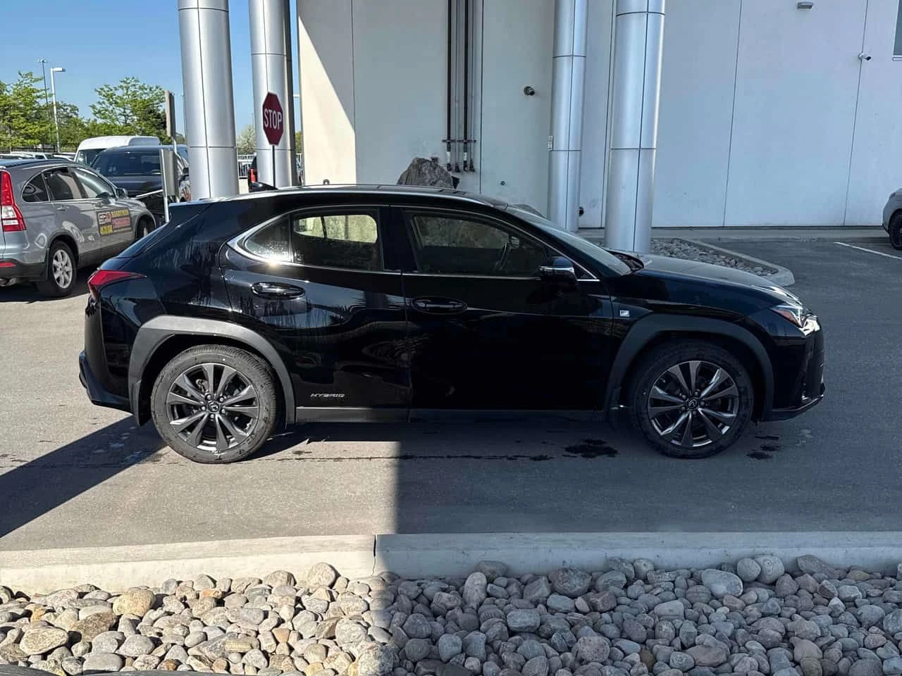 Lexus UX * 250h * АВТОКРЕДИТ БЕЗ ПЪРВОНАЧАЛАН ВНОСКА* , снимка 3 - Автомобили и джипове - 54776374