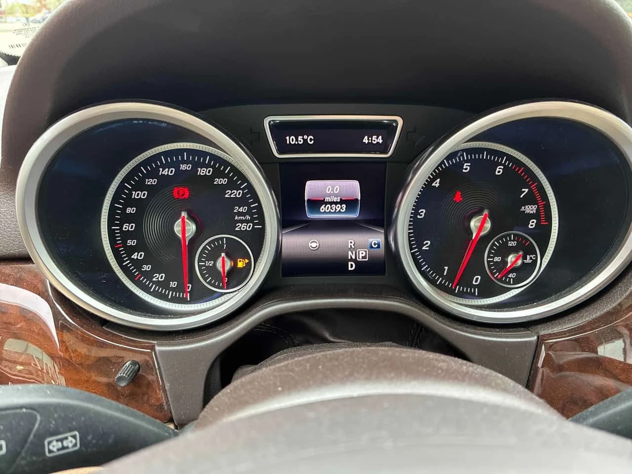Mercedes-Benz GLE 400 * 360 КАМЕРА* КЛИП НА МОТОРА* АВТОКРЕДИТ* , снимка 9 - Автомобили и джипове - 54909749