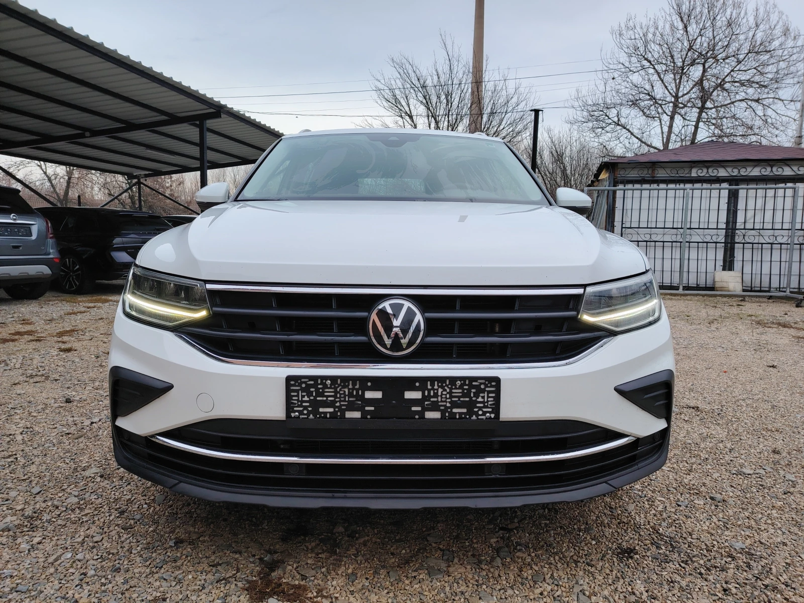VW Tiguan 06.2022гDSG-2.0TDi-150кс-FACE-БЕЗУПРЕЧЕН!, снимка 2 - Автомобили и джипове - 55181050