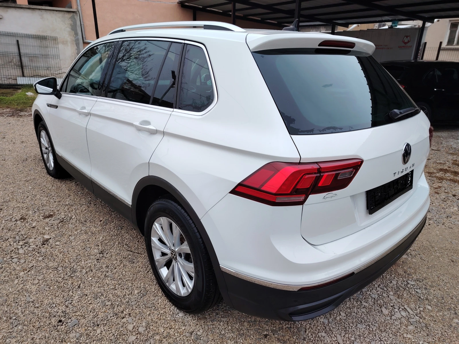 VW Tiguan 06.2022гDSG-2.0TDi-150кс-FACE-БЕЗУПРЕЧЕН!, снимка 4 - Автомобили и джипове - 55181050