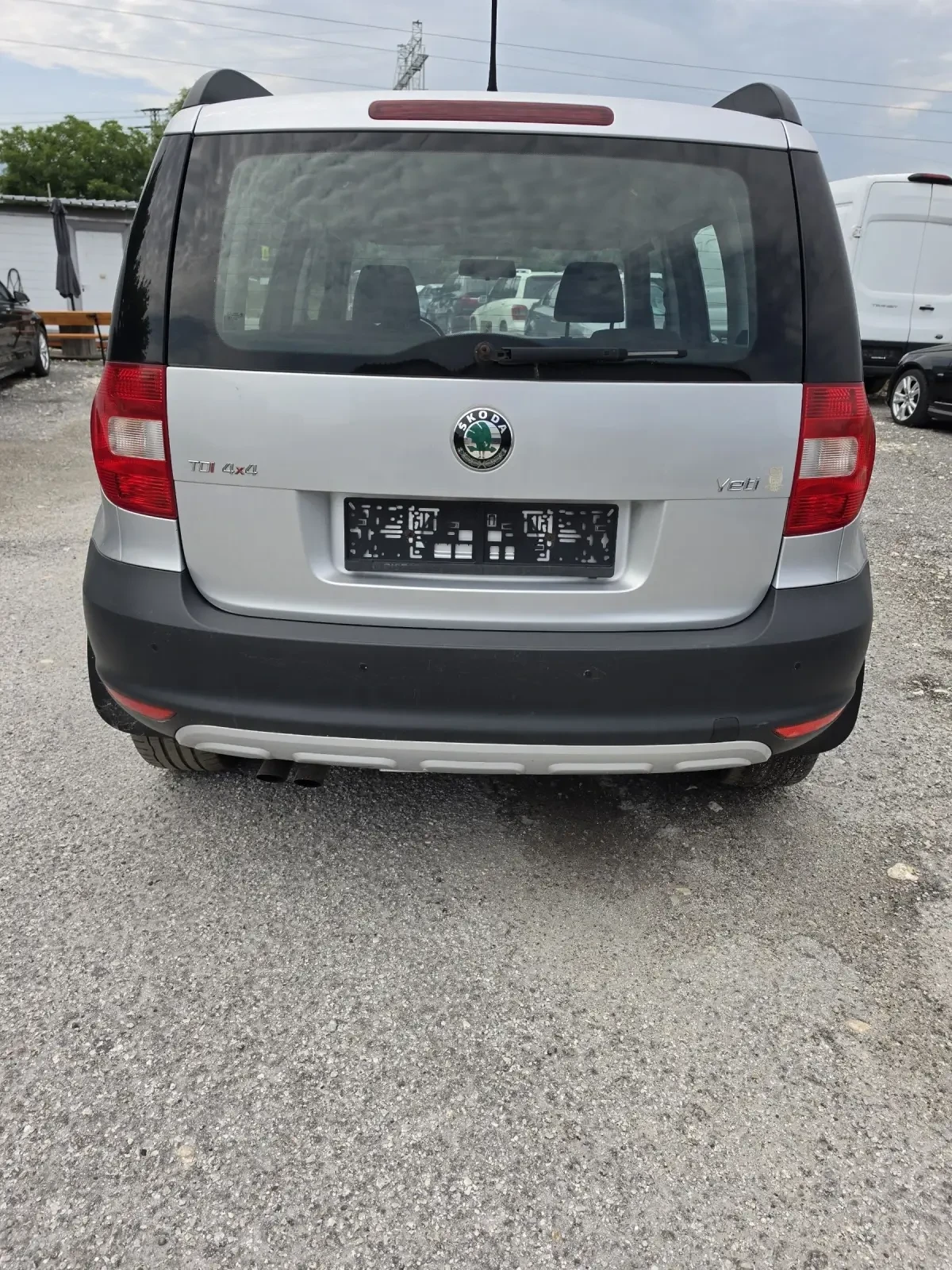 Skoda Yeti Нов внос 4х4, снимка 4 - Автомобили и джипове - 55129268