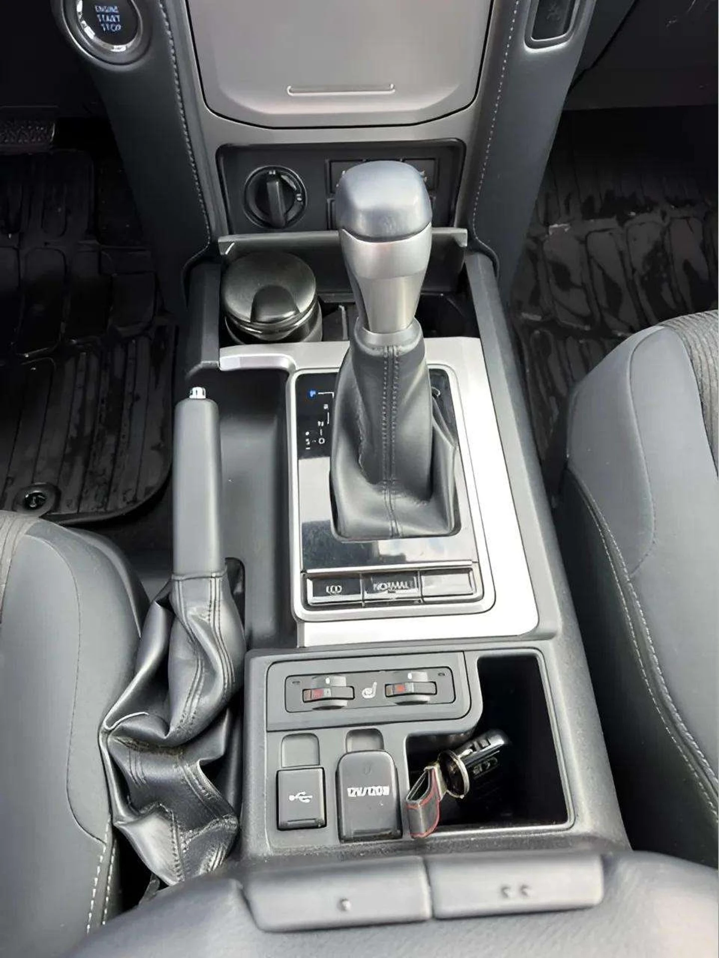 Toyota Land cruiser, снимка 17 - Автомобили и джипове - 55525941
