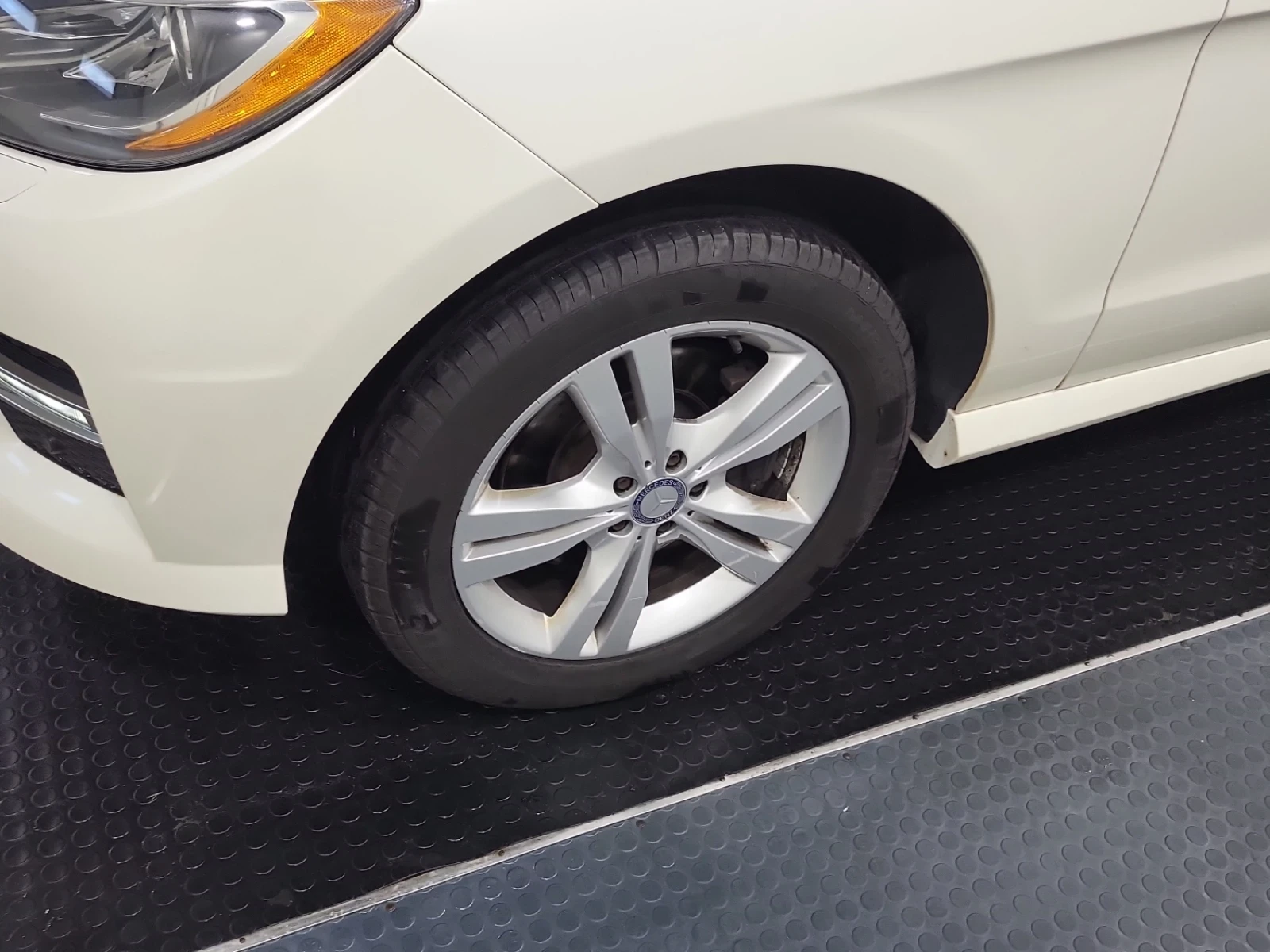 Mercedes-Benz ML 350 D * CAMERA * ШИБИДАХ * CARFAX * НА ПРУЖИНИ * , снимка 12 - Автомобили и джипове - 55503411