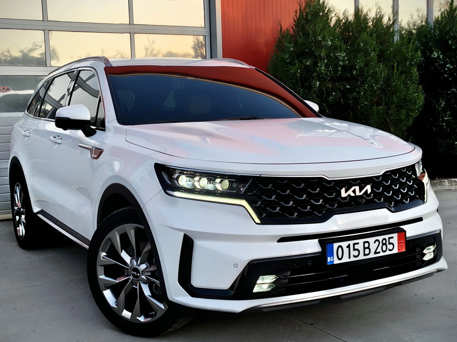 Kia Sorento 2.2d/ PLATINUM/4x4/ДИСТРОНИК/ОБДУХВАНЕ/8 СКОРОСТИ