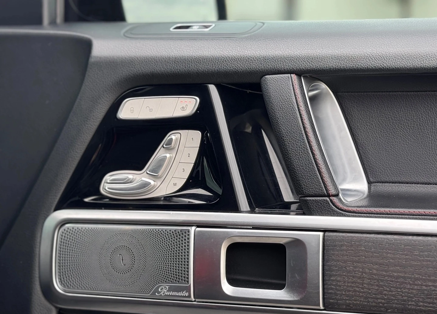 Mercedes-Benz G 500 4x4 AMG-Line, снимка 5 - Автомобили и джипове - 55536971
